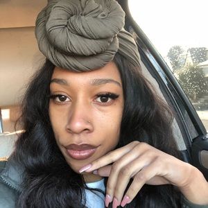 Meet your Posher, Jenae